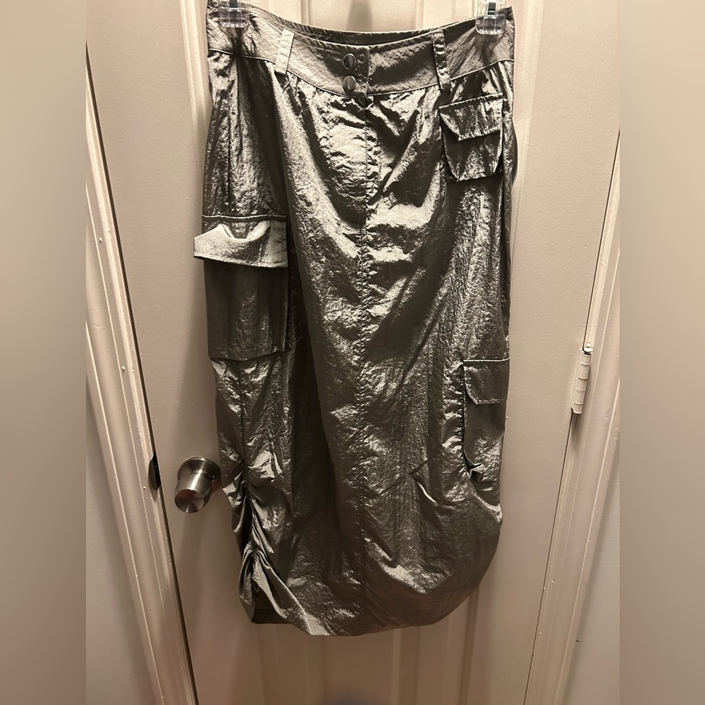 Forever21 metallic cargo skirt NWT
